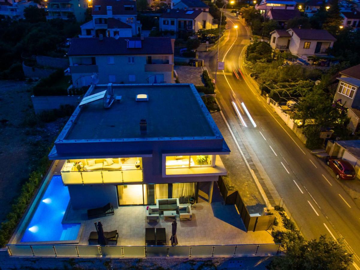 Luxury Apartment Imperia Veglia Exterior foto
