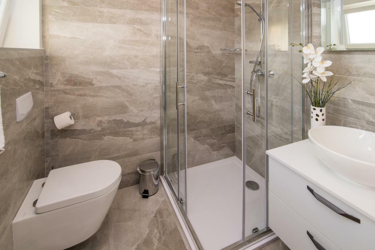 Luxury Apartment Imperia Veglia Exterior foto