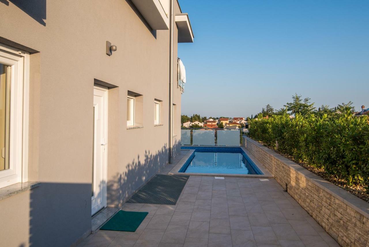 Luxury Apartment Imperia Veglia Exterior foto