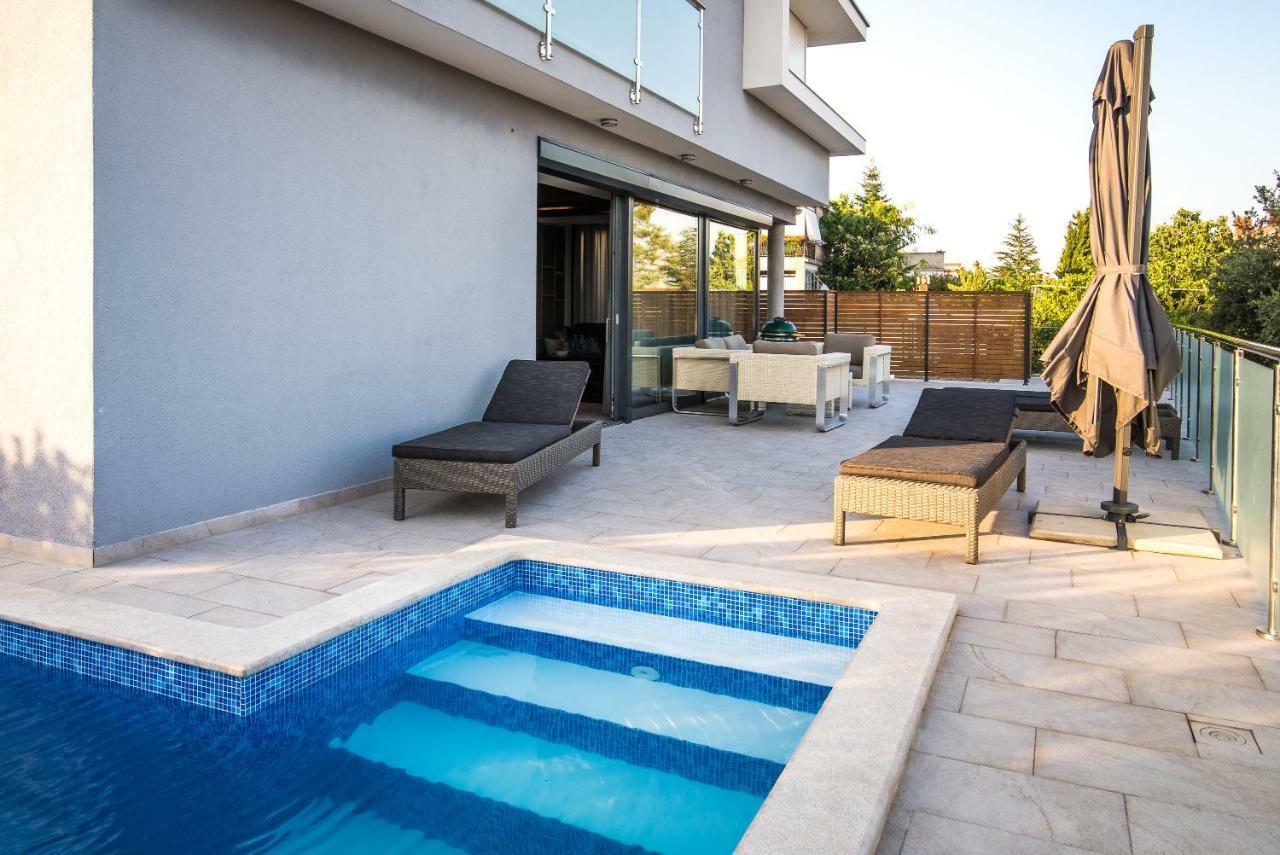 Luxury Apartment Imperia Veglia Exterior foto